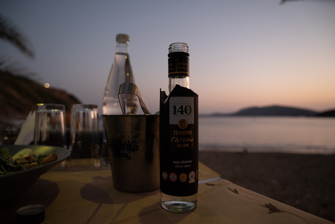 découvrez les bienfaits de la diète méditerranéenne, une alimentation saine et savoureuse qui privilégie les fruits, les légumes, les grains entiers et l'huile d'olive. adoptez des habitudes alimentaires équilibrées pour améliorer votre santé et votre bien-être.